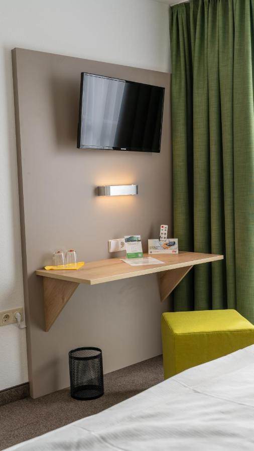 Highway Hotel Herbolzheim Kültér fotó