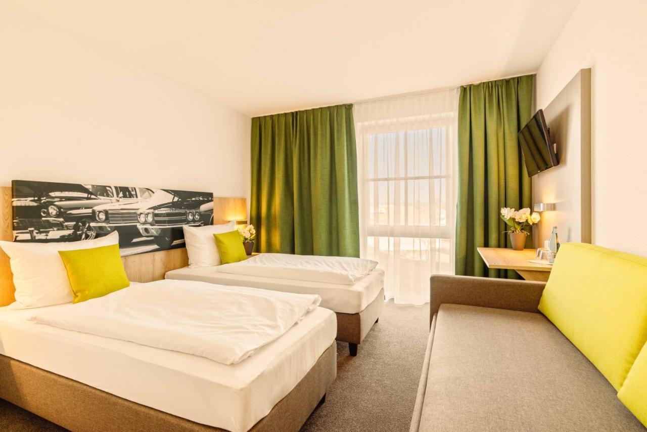 Highway Hotel Herbolzheim Kültér fotó