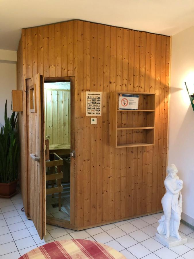 Highway Hotel Herbolzheim Kültér fotó